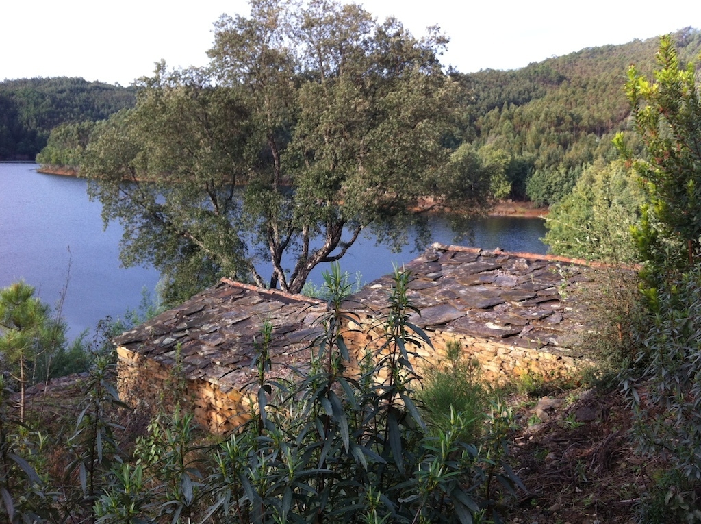 Portugalissimo - Mehr Portugal - Schieferhaus Stausee